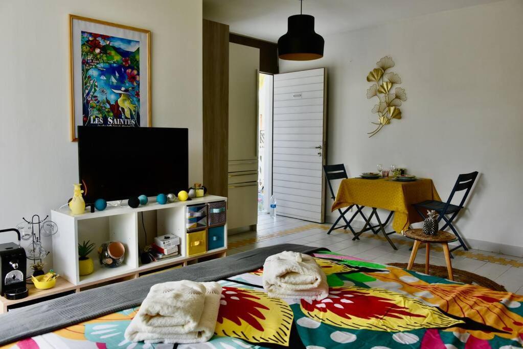 Joli Manga Soley Studio Dans Tres Belle Residence Saint-Francois  Extérieur photo